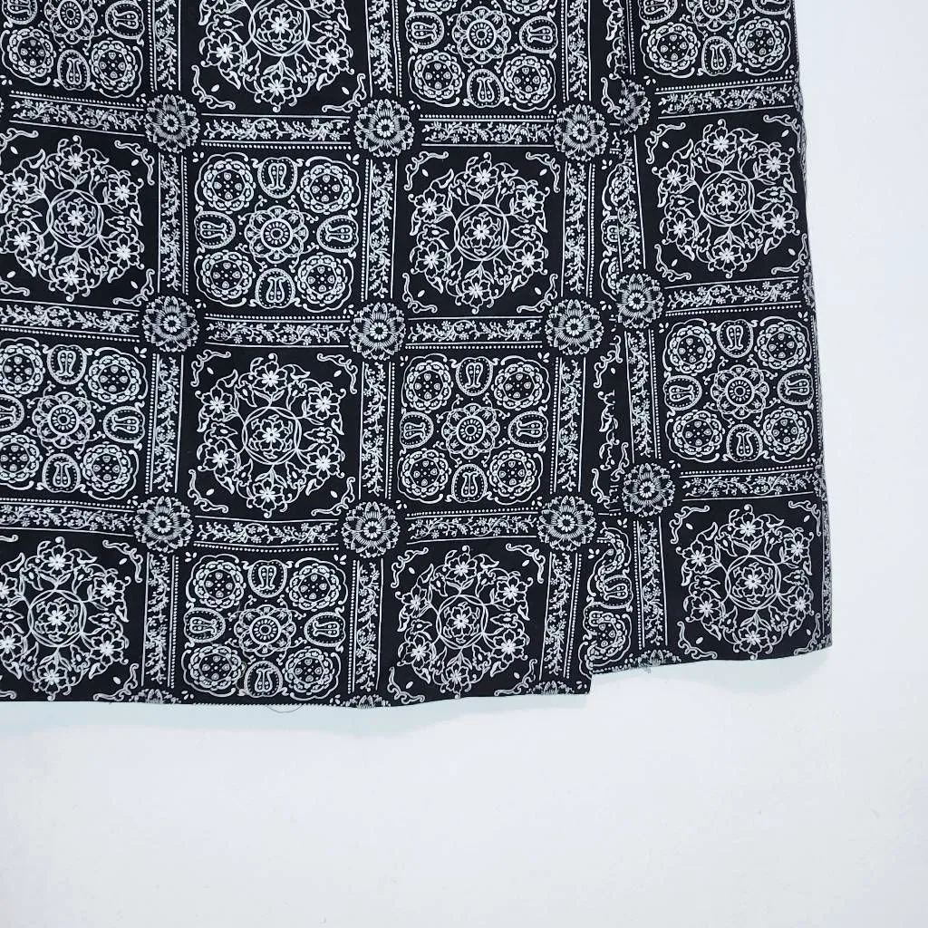 Talbots Black and White Bandana Print Mini Wrap Skirt NWT Size 10 Wrap Skirt - Image 5