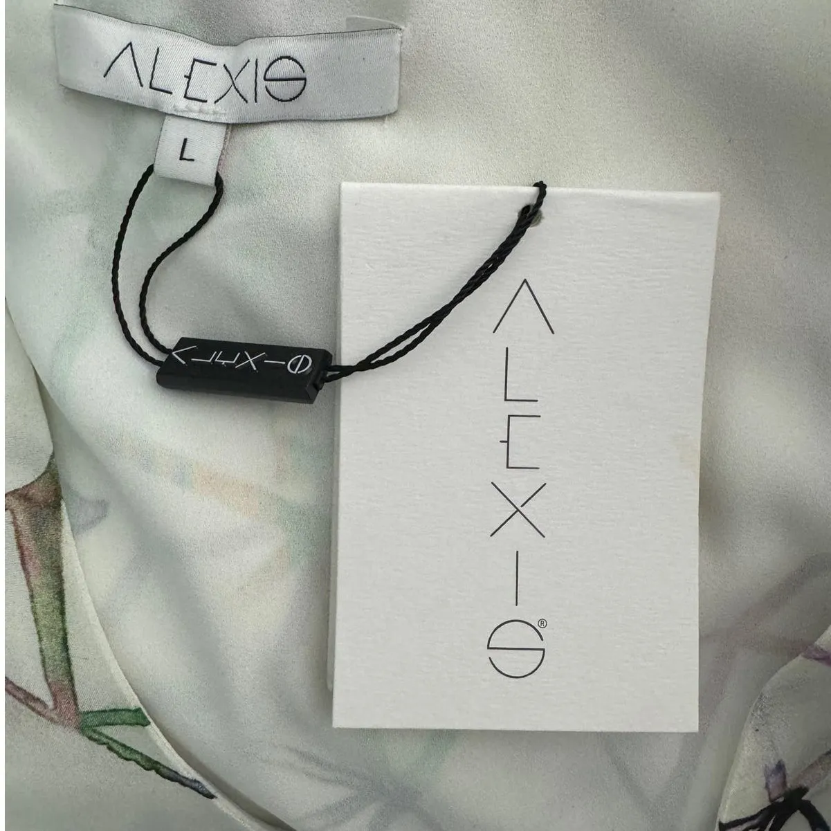 Alexis Giovanna Flounce Bell Sleeve 100% silk watercolor Mini Dress size US 8-10 - Image 6