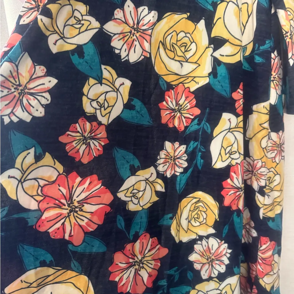 LuLaRoe Floral Cardigan - Multicolor - Image 2