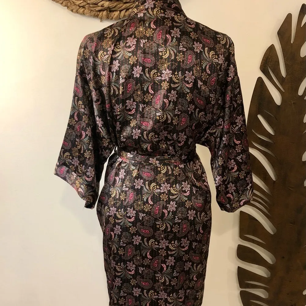 Victoria’s Secret Robe - Image 5