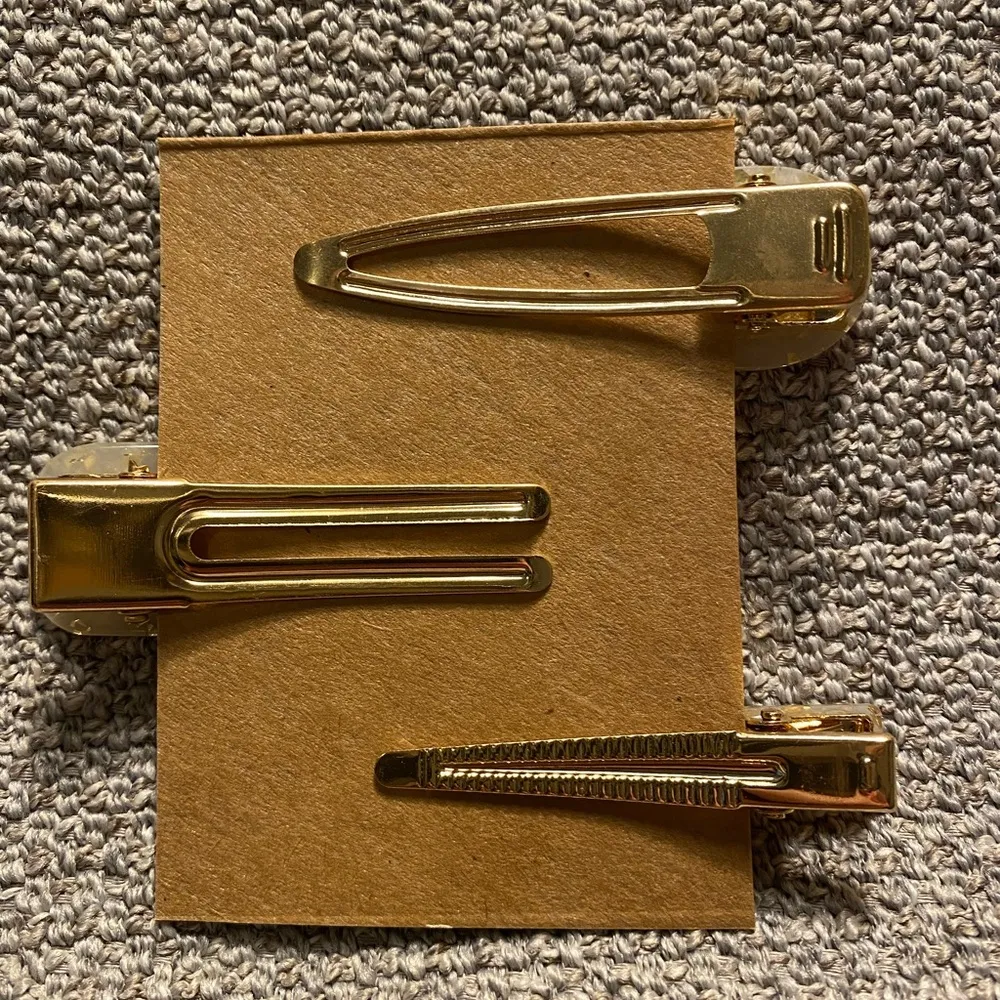 Hair Clip Set - Image 2