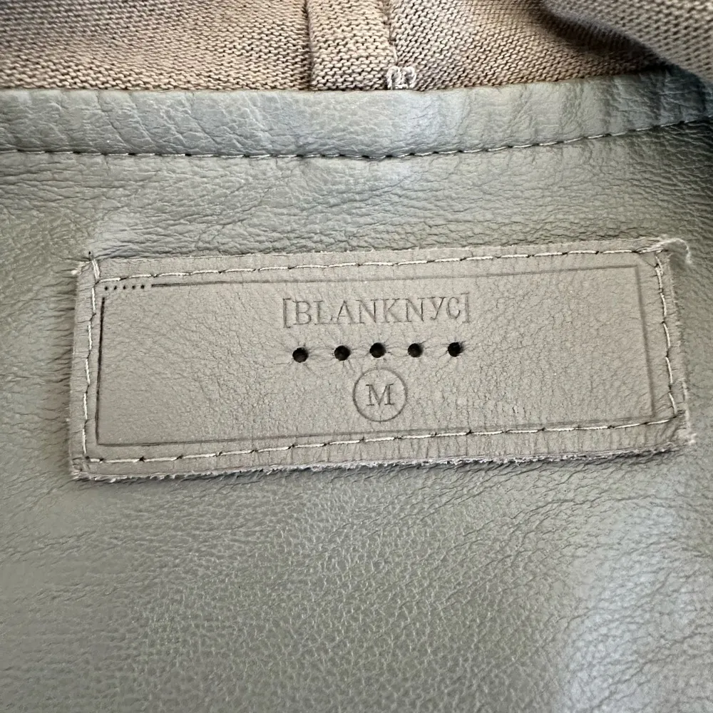 Blank NYC Medium Faux Leather Moto Jacket Olive Long Sleeve Hanky Zip - Image 10