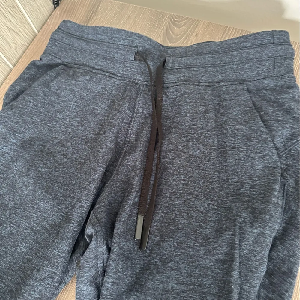 6 Lululemon Ready to Rulu Jogger Crop Heathered True Navy Black Hawaii 808 - Image 6