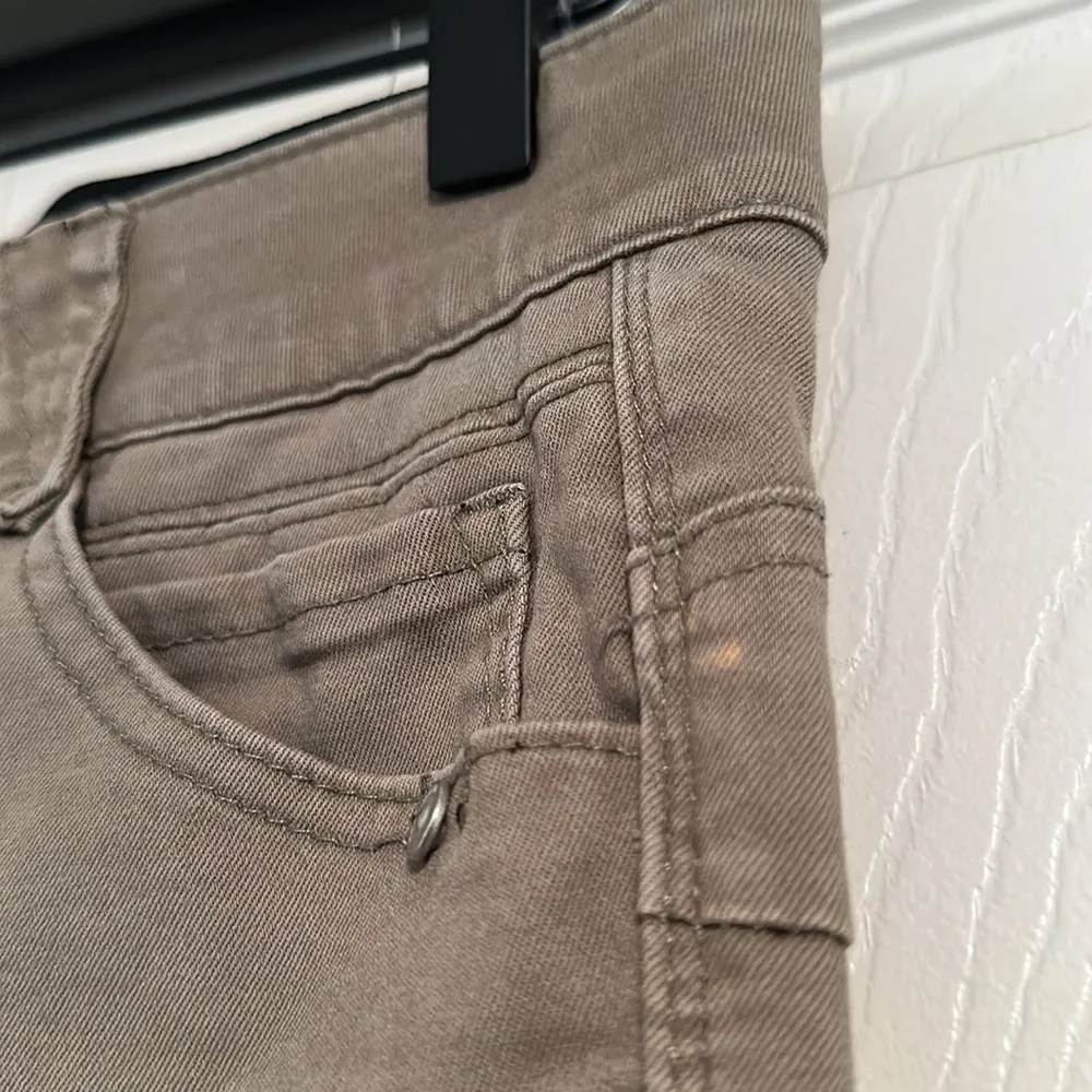 Wit & Wisdom Pants Green Size 4 - Image 3