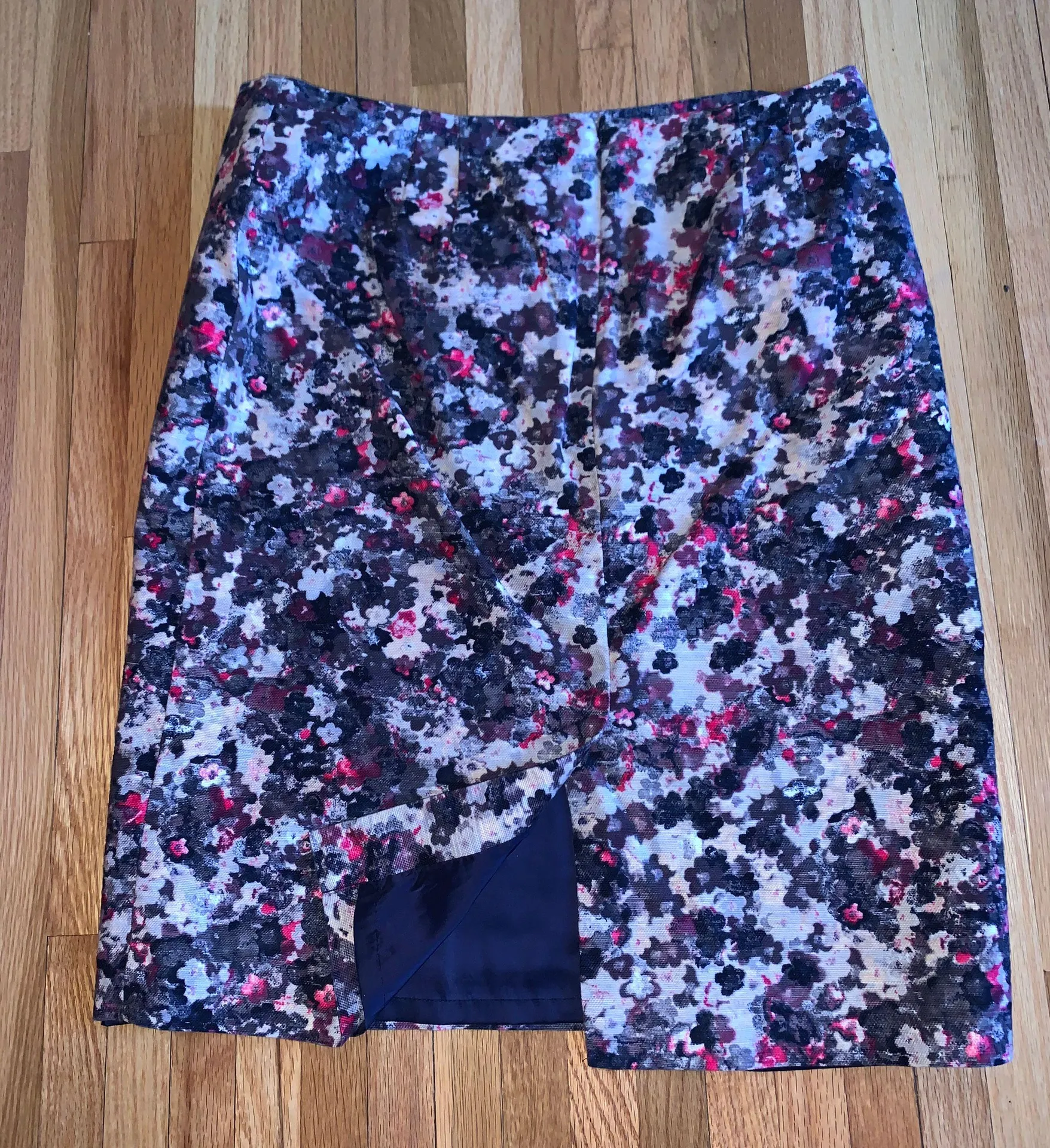 Talbots Floral Skirt - Image 2
