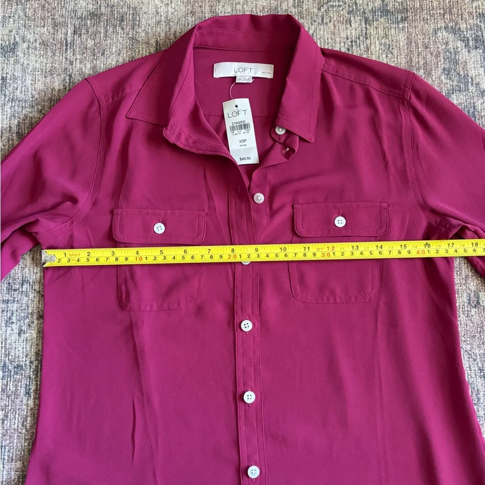 NWT LOFT Maroon Long Sleeve Button Down Collared Blouse Size XS - Image 5