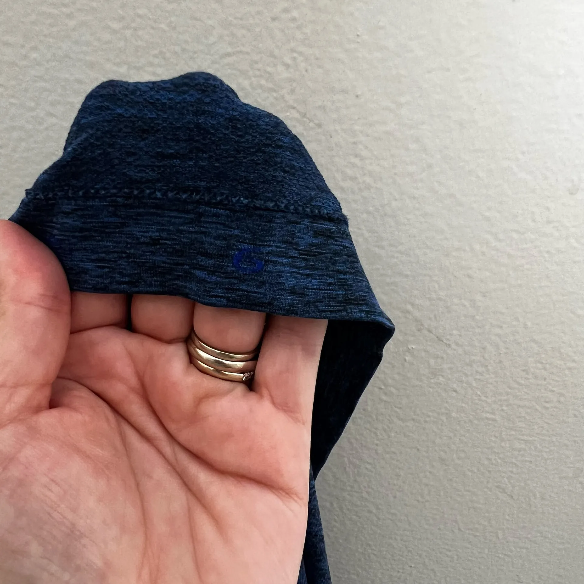 LULULEMON- Swiftly Tech Racerback Black Sapphire Blue Athletic Workout Running - Image 7