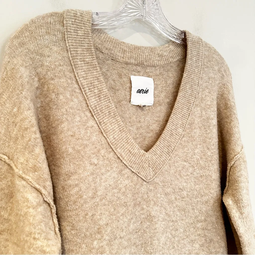 Aerie Unreal V Neck Sweater‎ Exposed Seams Oversized Sweater Women's Small Beige - Image 3
