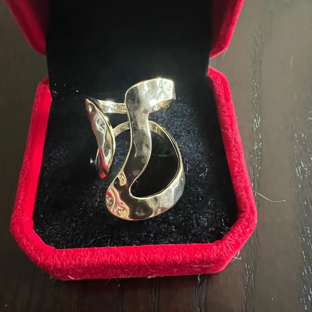 Chunky Gold Statement Ring for Women Gold Knuckle Ring Size 7 - Image 2