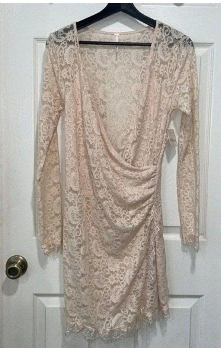 Free People Pearl Lace Long Sleeve Mini Dress Size Small - Image 5