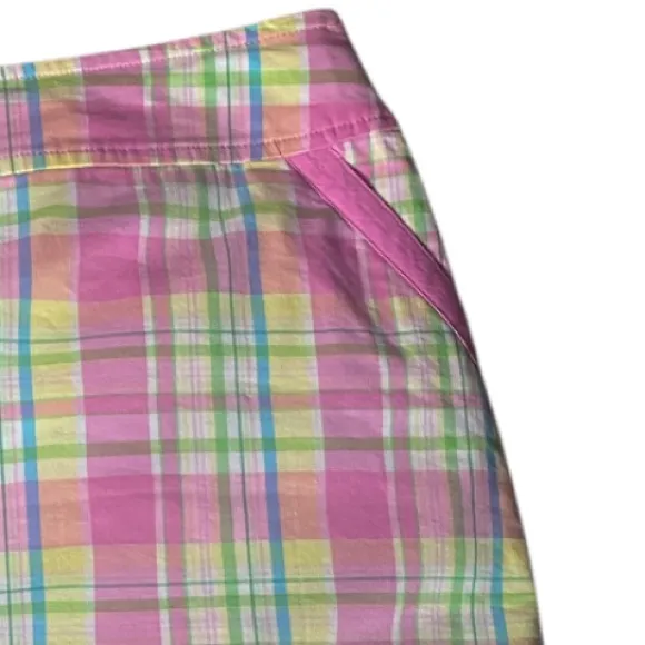 VINTAGE LILLY PULITZER Vibrant Plaid Skort with Pocket Accents
Size 12 - Image 3