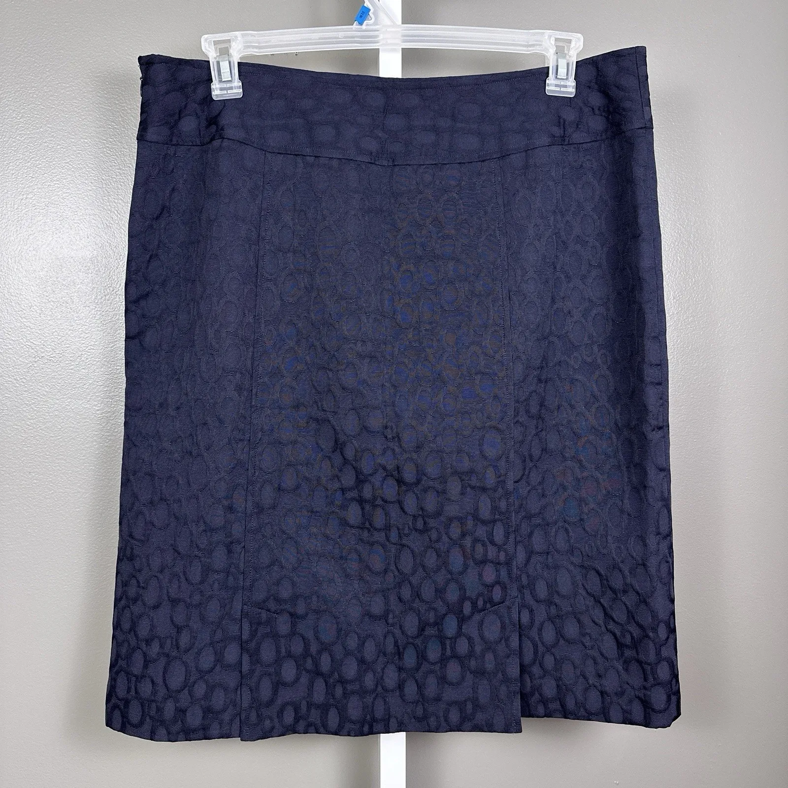 Dana Buchman Pencil Skirt Women's Size 16 Navy Blue Textured Vent Side Zip Lined - Image 4