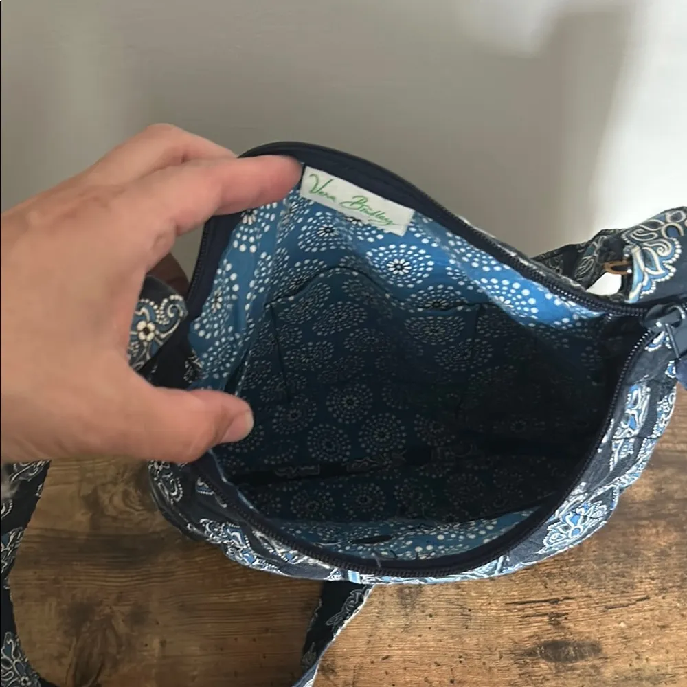 Vera Bradley Navy and blues Patterned Women's Bag GUC - Image 7