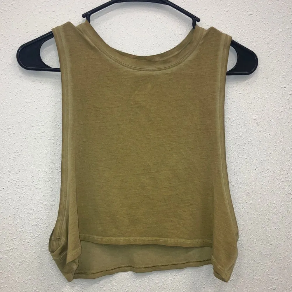 ❌Lululemon Olive Sleeveless “Muscle Love Crop Tank Fade” size 8 - Image 4