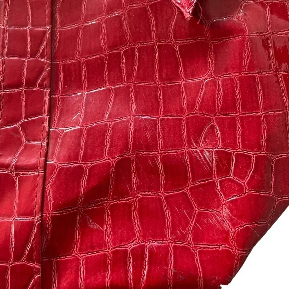 WALT Disney World Disneyland Resort Red Croc Pattern XL Tote Bag Purse M… - Image 3