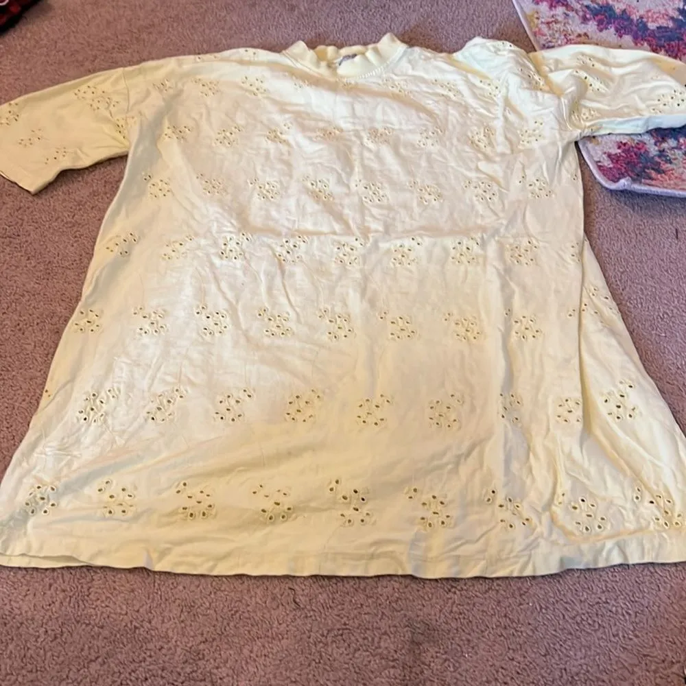 ASOS size 4 eyelet yellow dress - Image 2