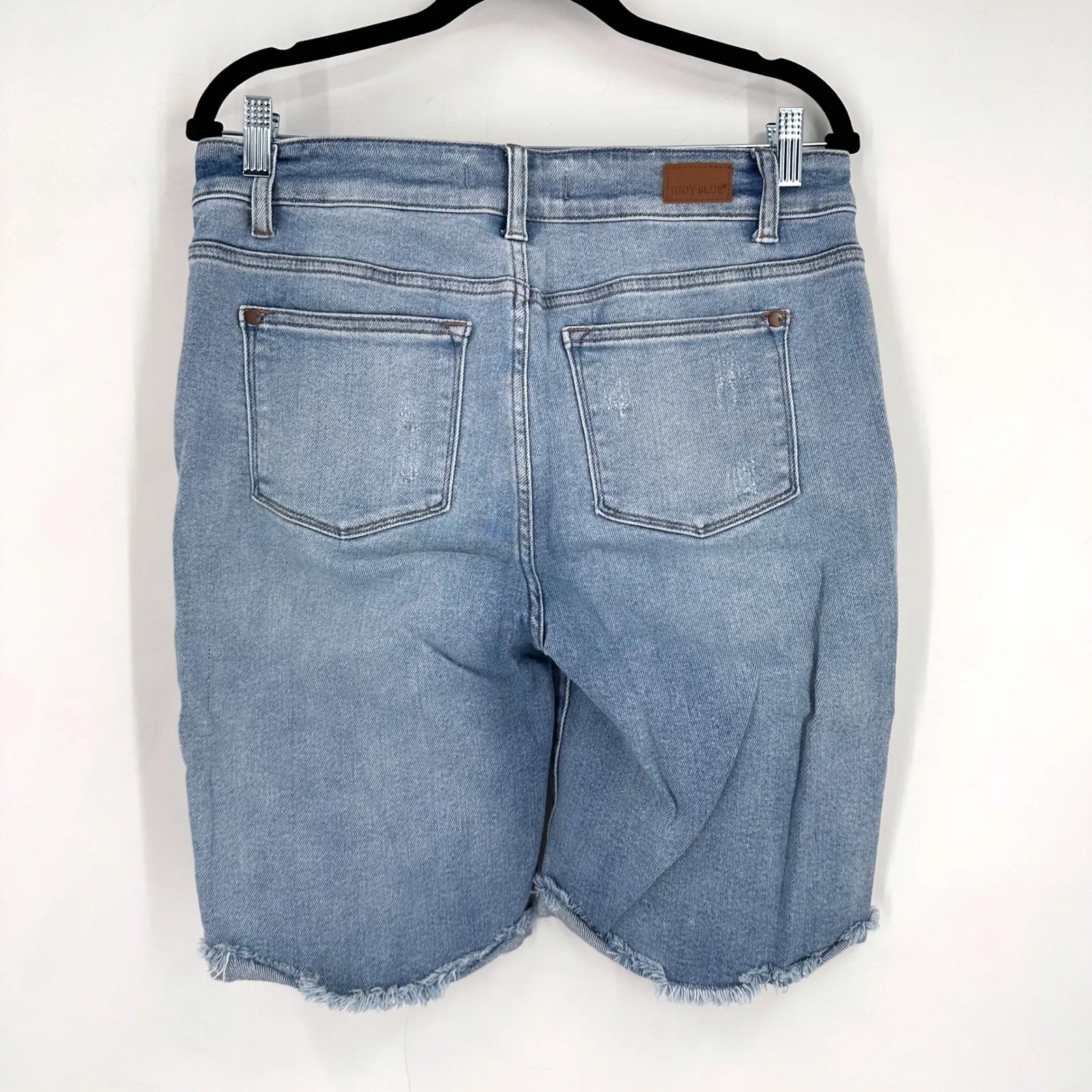 Judy Blue XL Distressed Denim Bermuda Jean Shorts Frayed Hem Distressed - Image 2