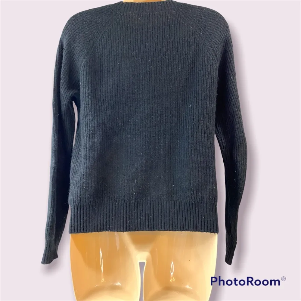 Minnie rose black cashmere sweater medium - Image 2