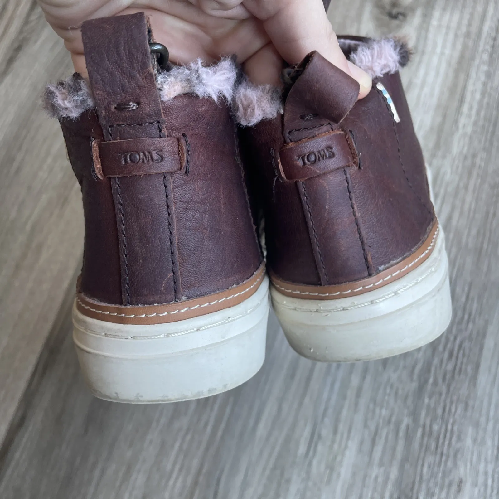 Toms Ankle Leo Paxton faux fur Leather Boots sneakers slip on sz 7 Cheetah Print - Image 5