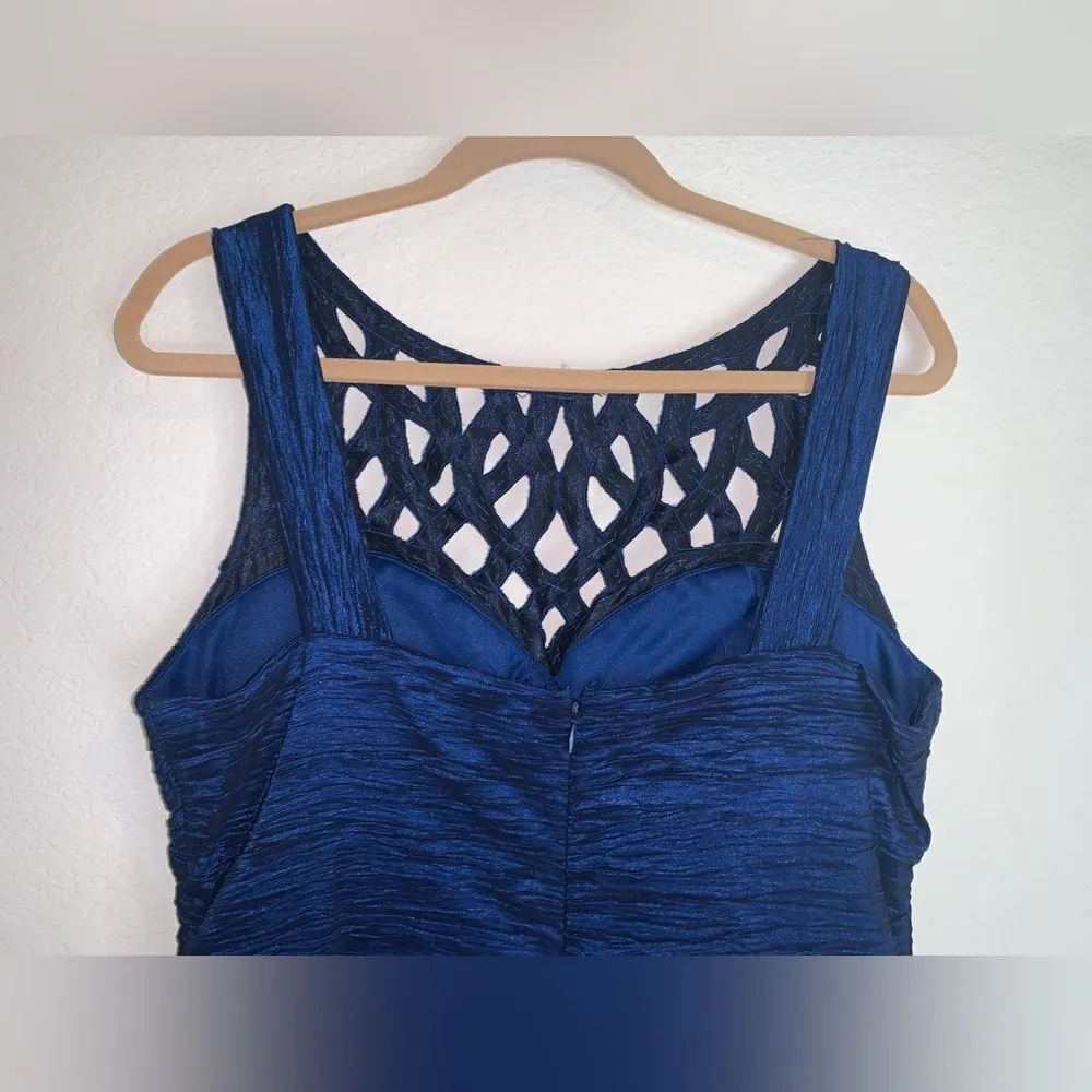 Ignite evenings: This dress figure flattering Blue Size 16 - Image 5