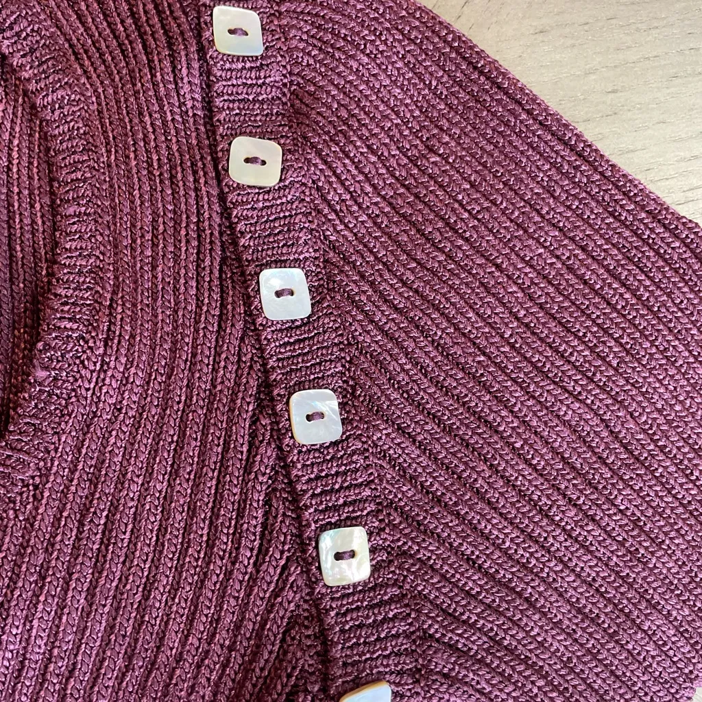 NIALL KNIT HOUSE Purple Short Sleeve Sweater Top with Button Accents size M Size M - Image 3