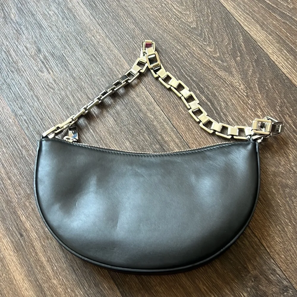 ARCCLUTCH LEATHER BAG WITH CHAIN - Image 3