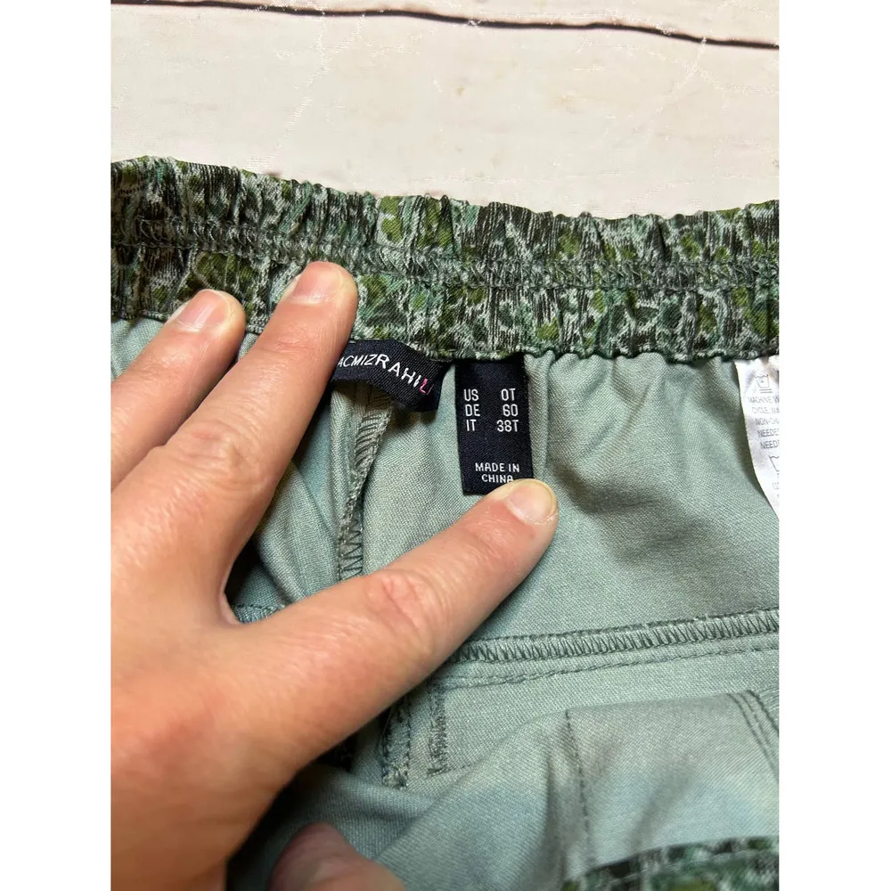 Isaac Mizrahi Size 0 Tall Green Snakeskin Pullon Pants Novelty Animal Print - Image 3