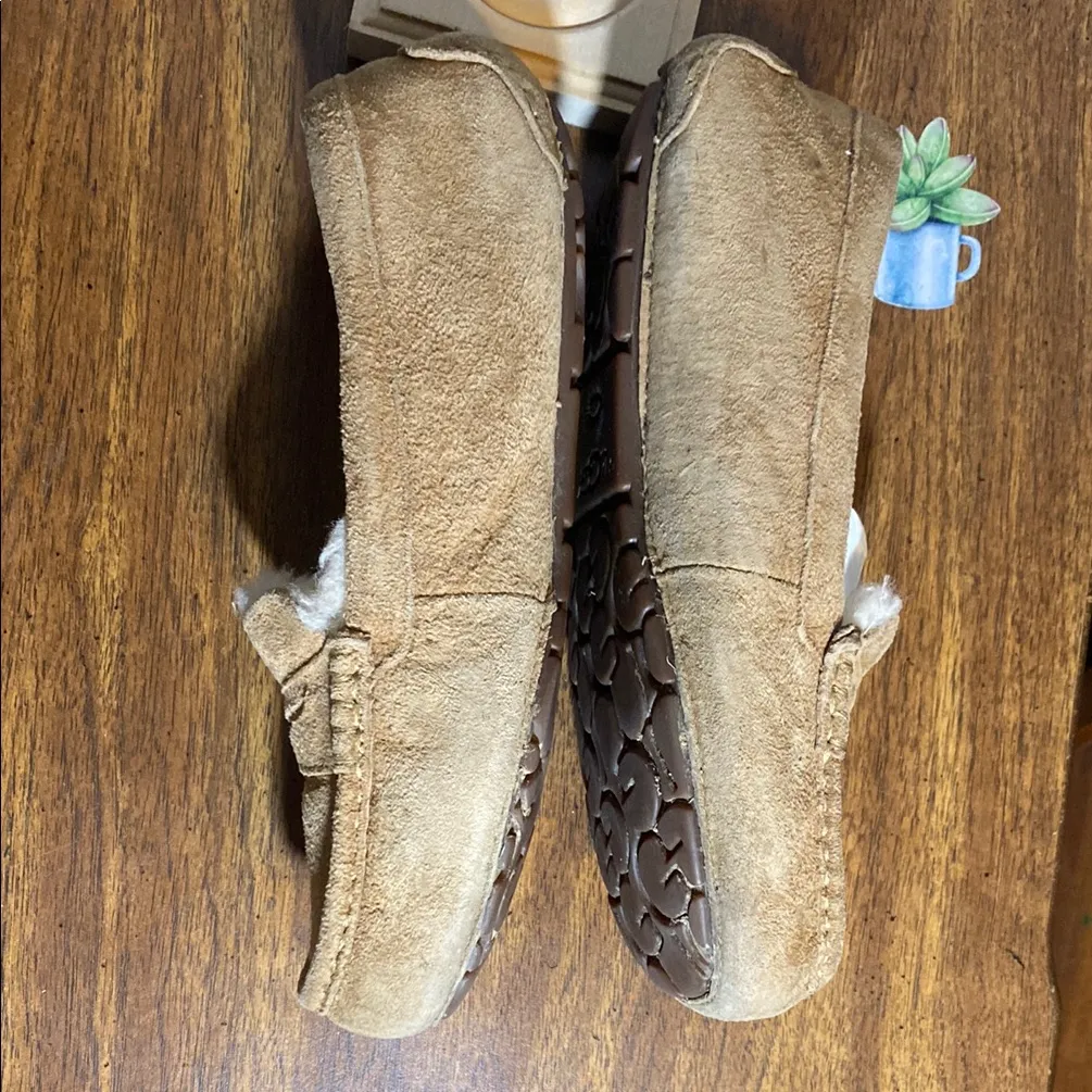 UGG Tan Suede Moccasin Slippers size 8 - Image 6