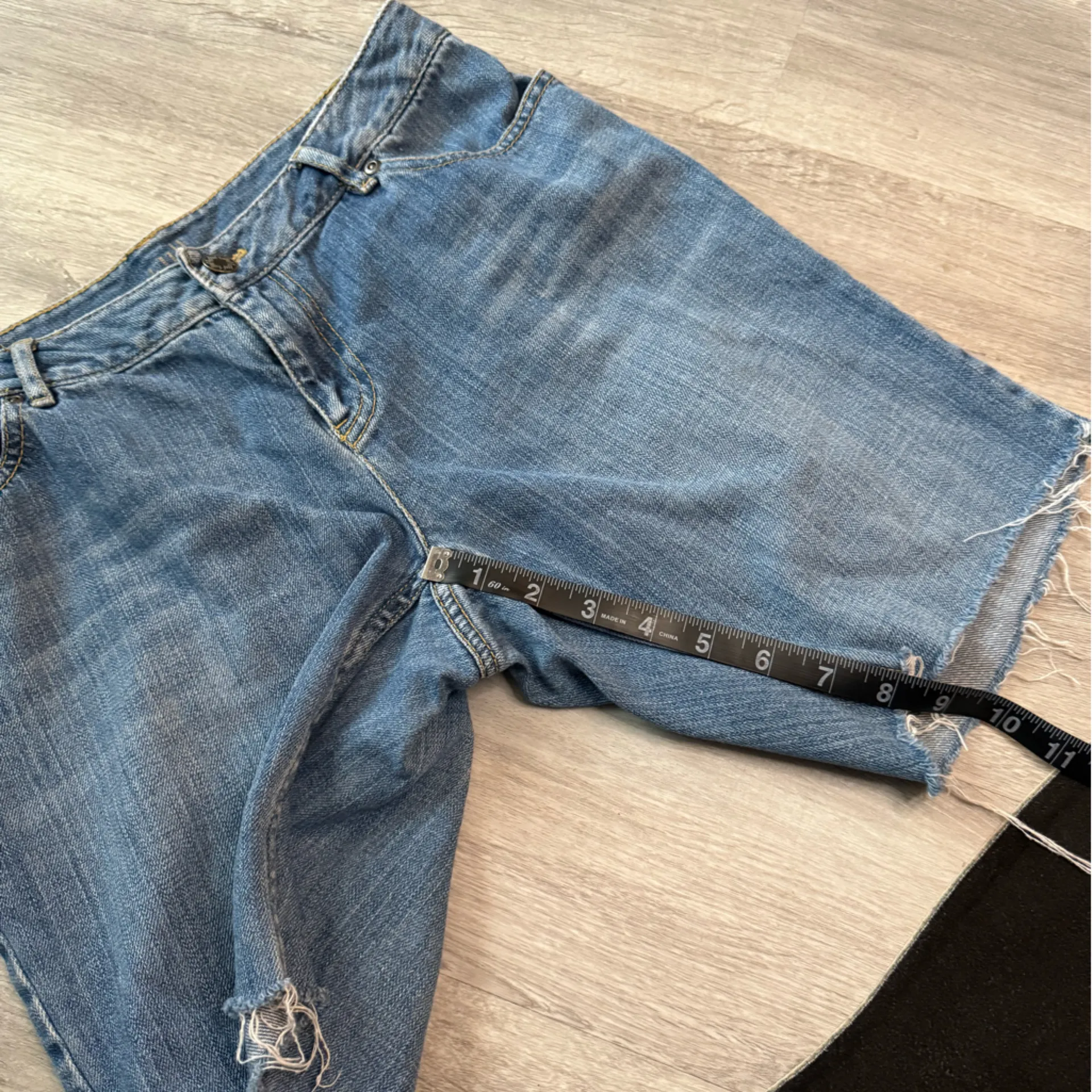 💙J•Jill•Relaxed Fit•Boyfriend•Blue Jean Shorts💙 Blue Size 4 - Image 4