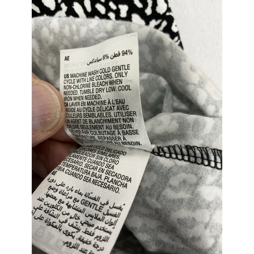 Womans Inc XXLblack White Criss Cross front V Neck Elastic Blouse - Image 5