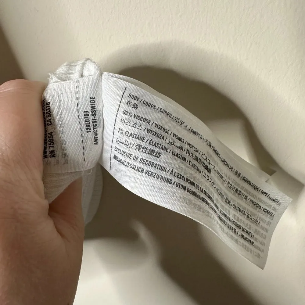 Abercrombie & Fitch White Short Sleeve Ribbed Shirt Women's Small - Image 2