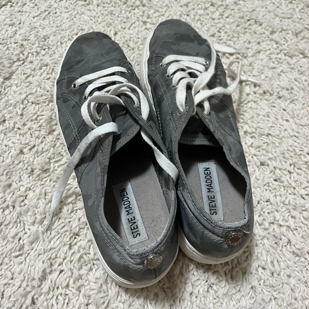 Steve Madden Platform Sneakers - Image 2