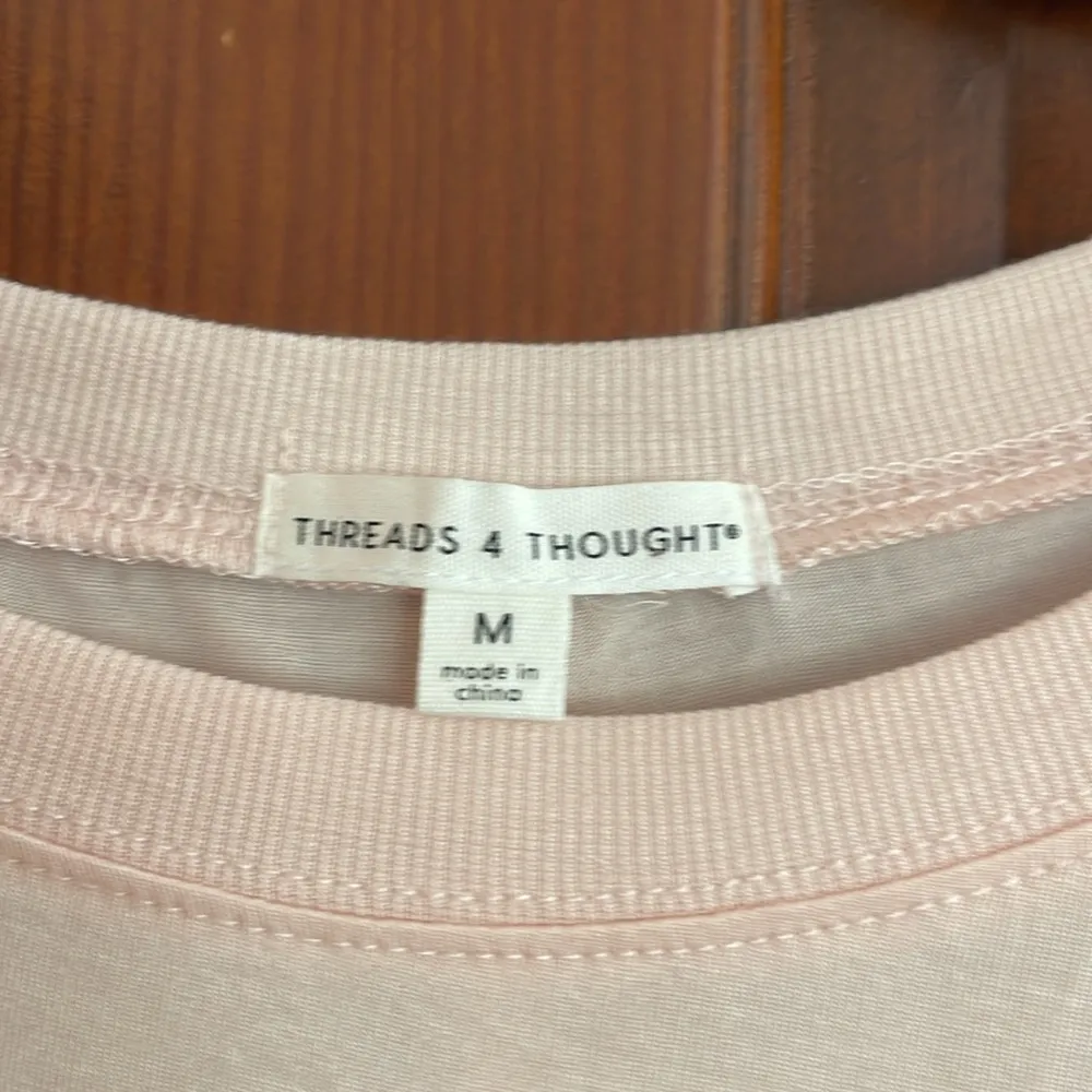 Threads & Thought cinched back long sleeve pullover pink Mediun - Image 2