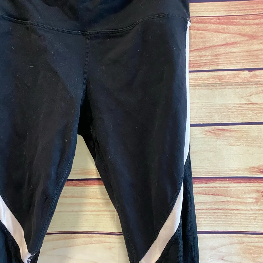 Alo Yoga Vitality Sheila Sheer Mesh Panel High Rise Yoga Pants, Size Medium - Image 3