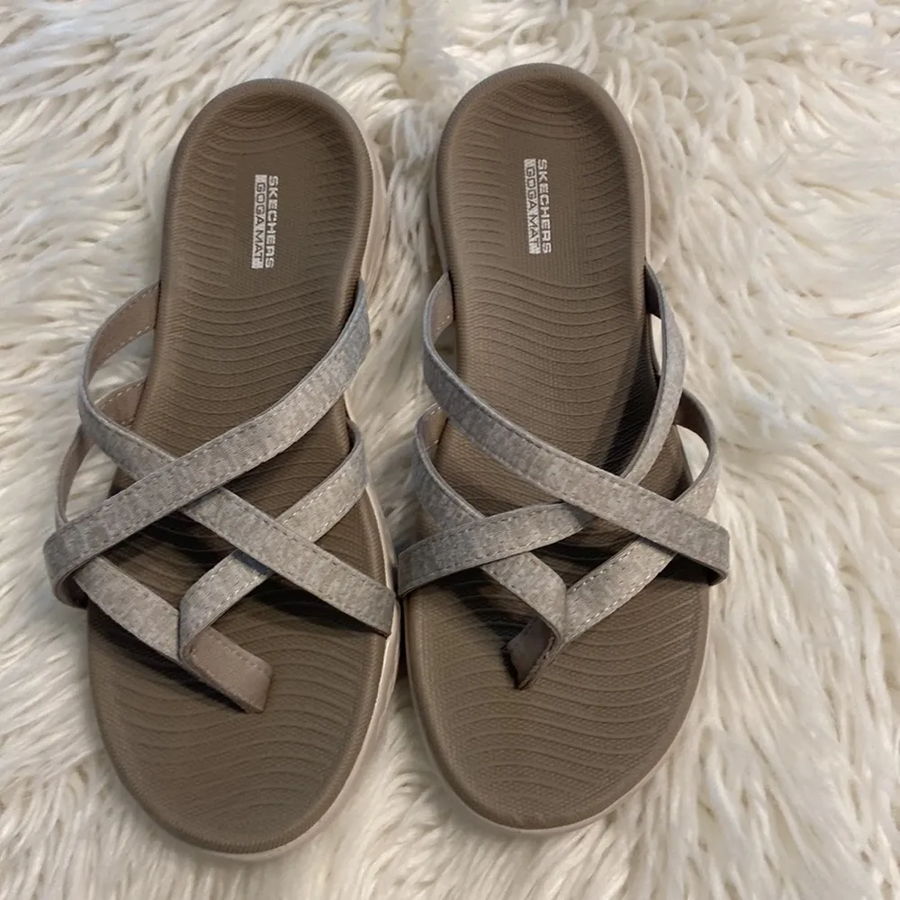 Skechers Goga May Sandals size 9 excellent condition please see all photos - Image 2