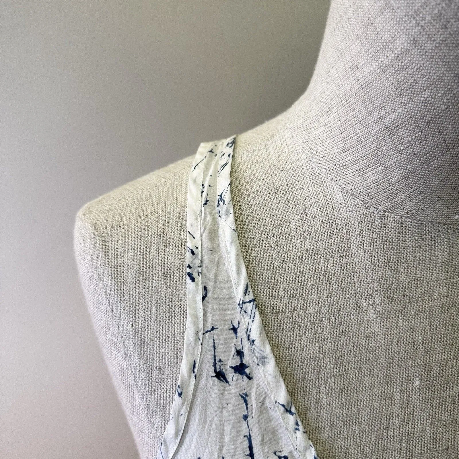 Eileen Fisher Silk Speckled Splatter Scoop Neck Tank Top Pocket Preppy Sz M - Image 11