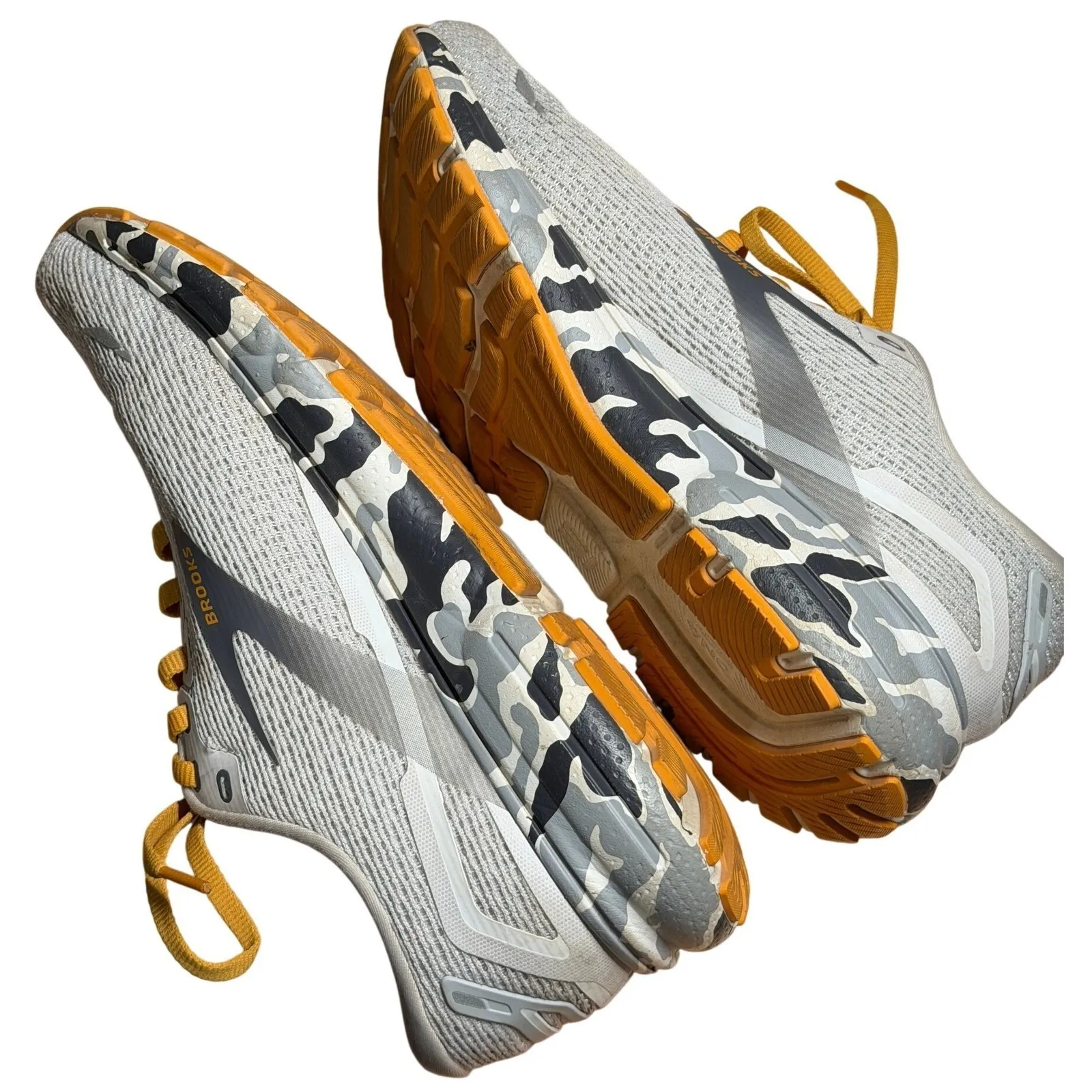 Brooks Ghost 15 Womens Running Shoes Size 9 Camo Sole Gray Yellow Activewear Gym - Image 3