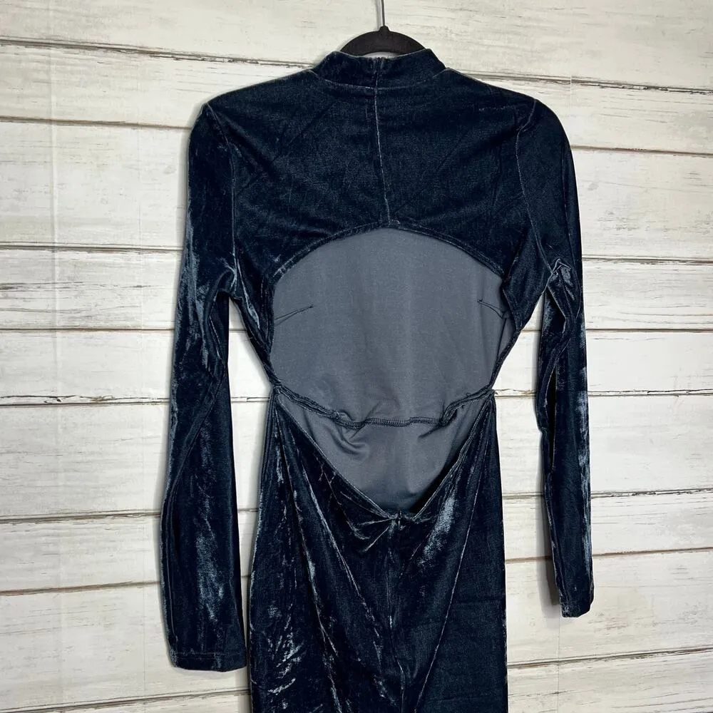 Pretty Little Thing Velvet Midi Dress Long Sleeve Blue Size 12 - Image 9