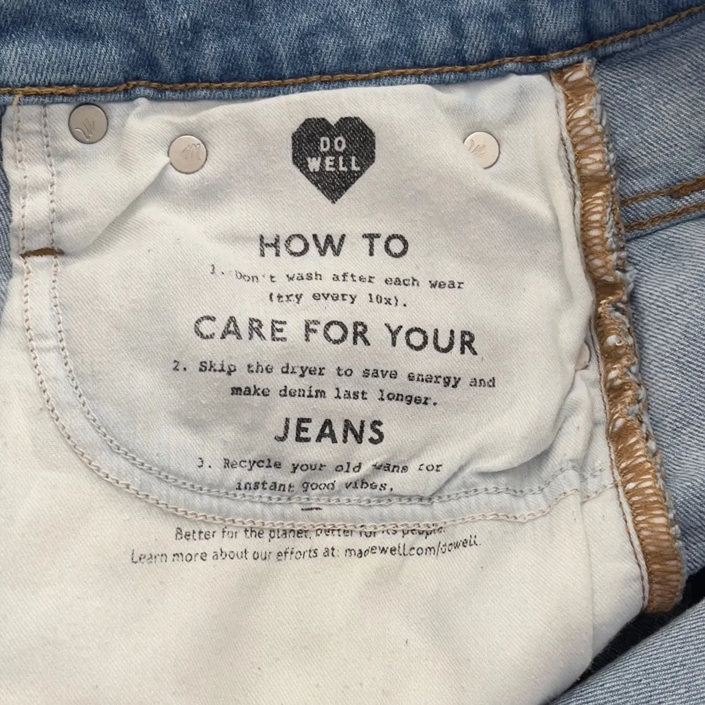 Madewell The Curvy Perfect Vintage Jean Short in Baylis Wash 26 - Image 12