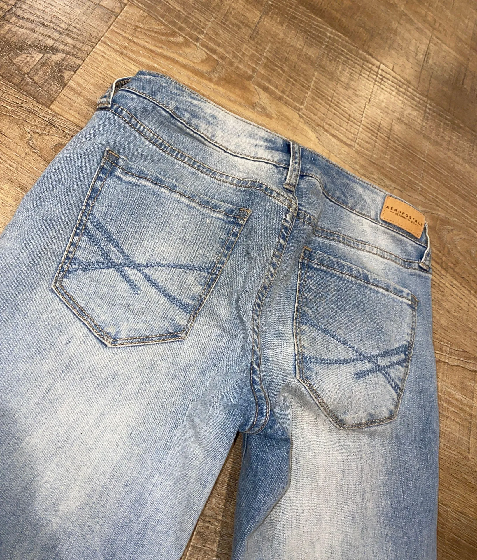 Distressed Jegging Denim Jeans - Image 2