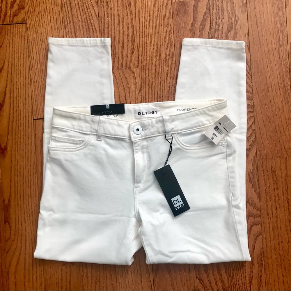 DL1961 Smart Denim Florence Cropped Instasculpt White denim Women’s Size 28 NWT - Image 12