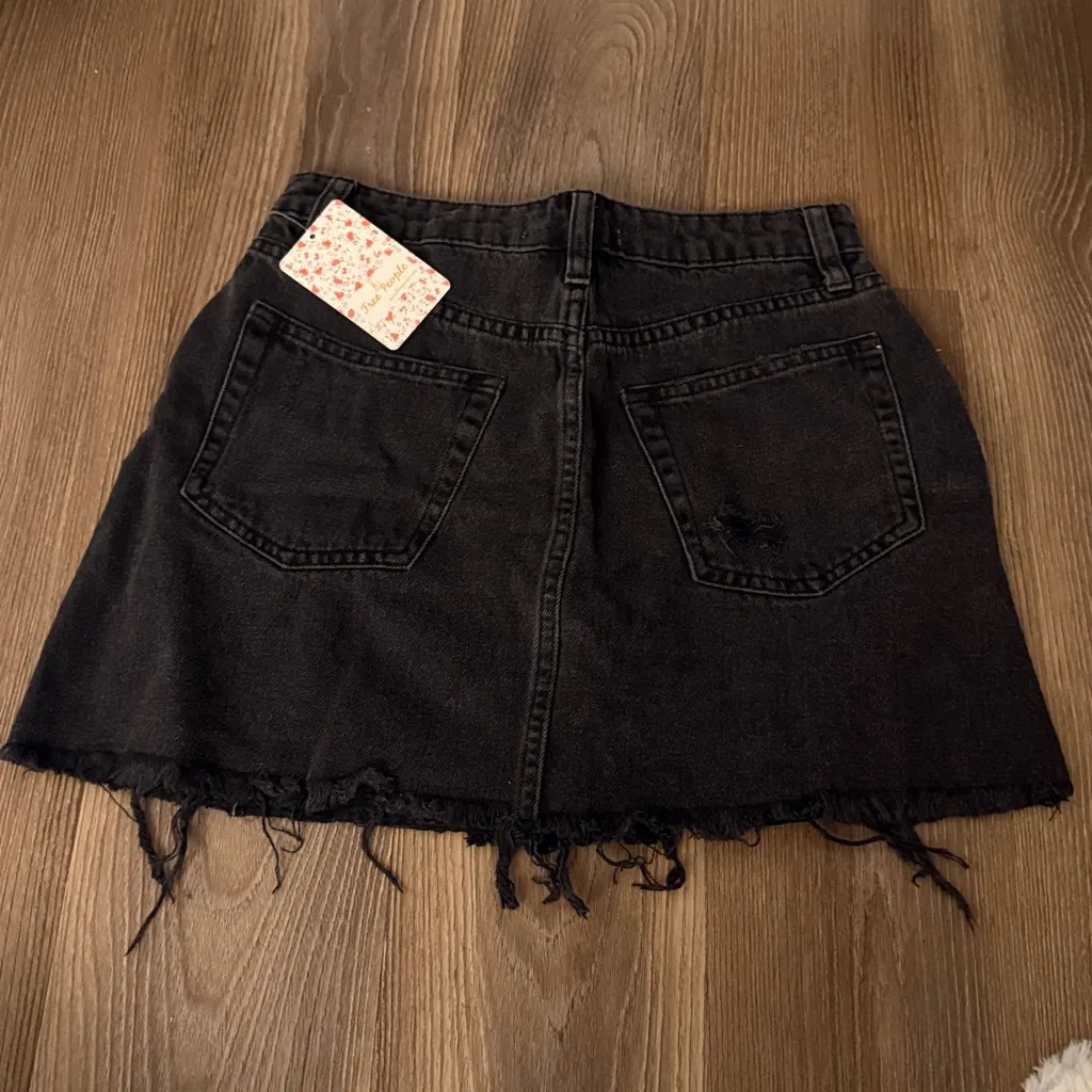NWT Free People we the free Ripped Denim Skirt - Image 4