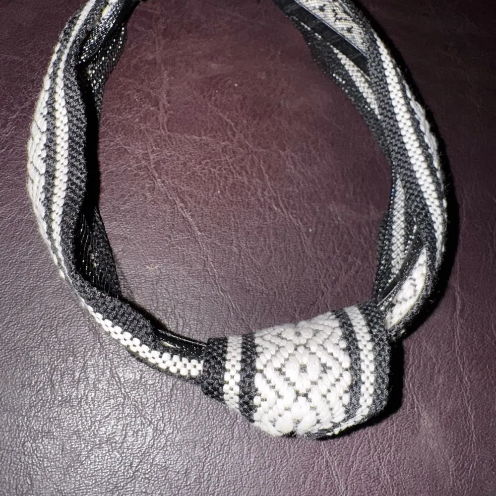 Claire’s Black and White Patterned Headband - Image 6