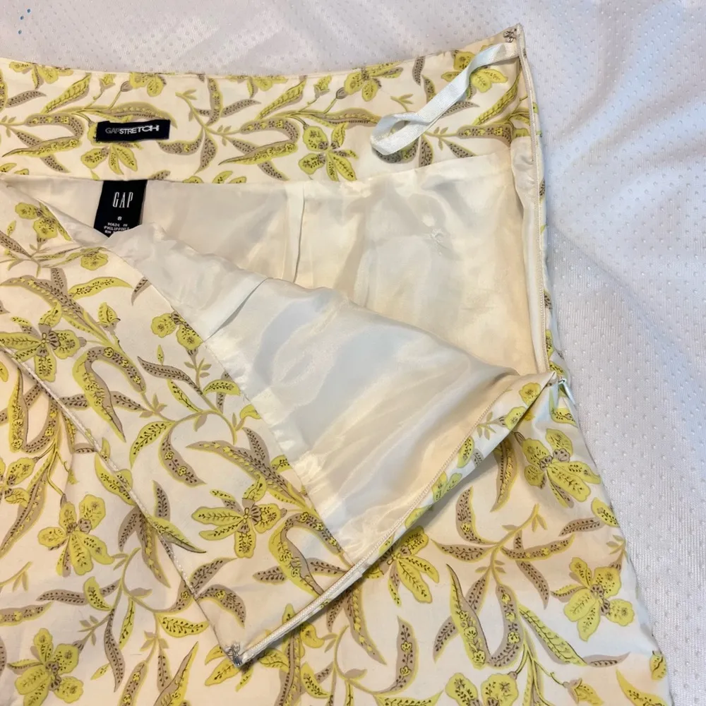 Vintage Gap Stretch Floral Skirt Women’s Size 8 Lined - Image 5