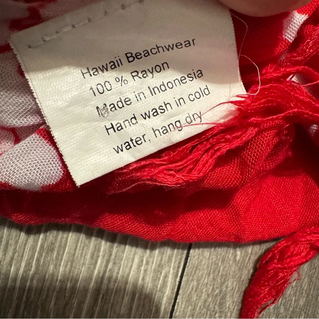 Hawaiian Red Floral Pareo Beach Cover Up Wrap Tasseled Sarong 55.5 x 37.5 in Size undefined - Image 8