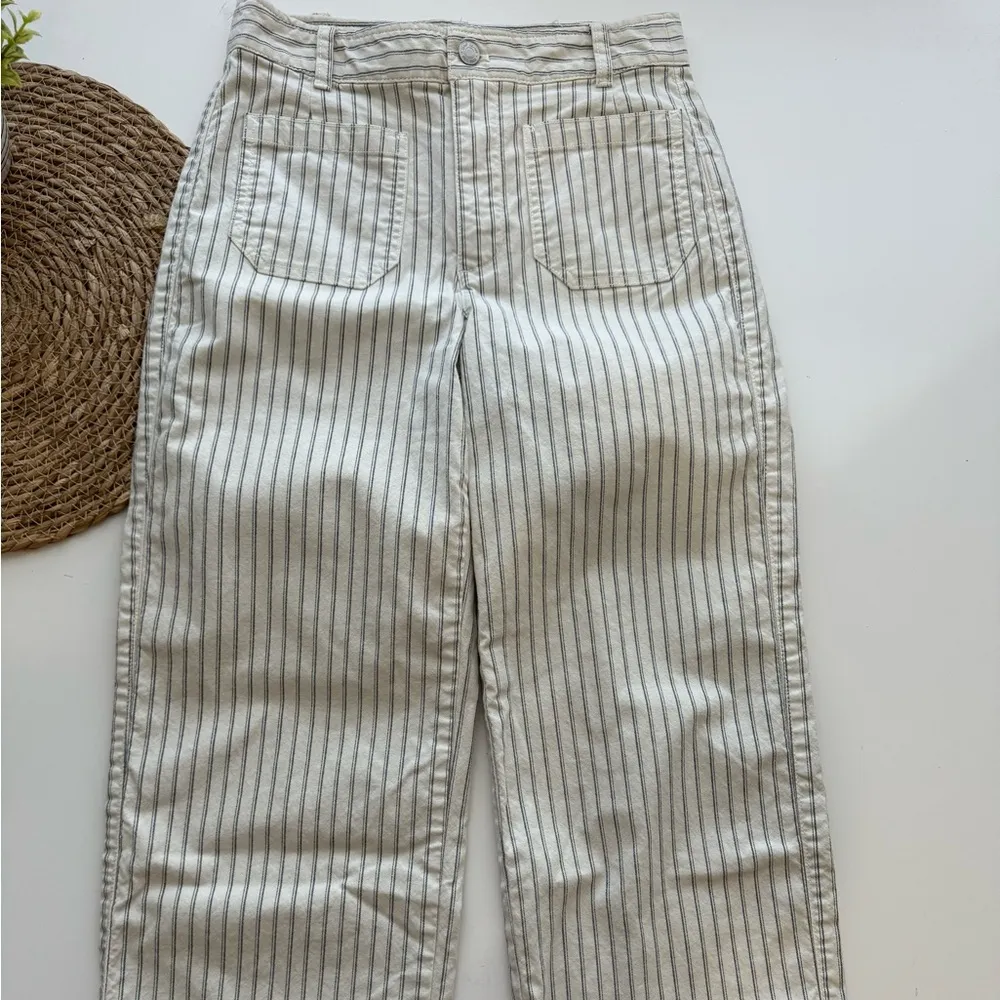 Gap High Rise Mariner‎ Cheeky Straight Crop Jeans, sz 4 - Image 3