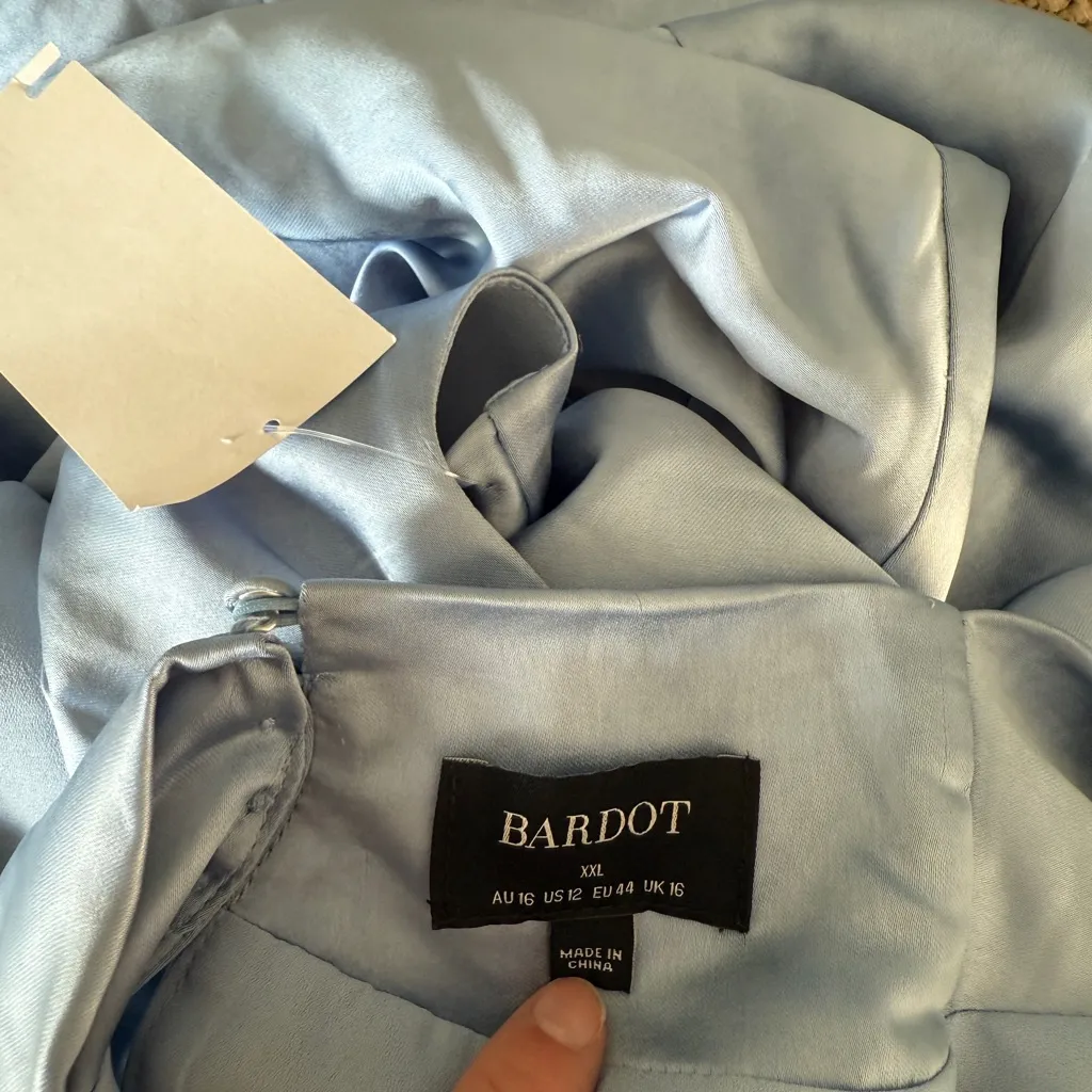 NWT Bardot Auria Satin Maxi Dress In Softblue size 12 - Image 8