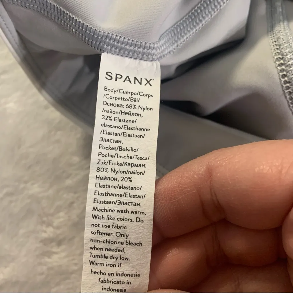 SPANX 1x white Booty Boost Leggings slimming lined athletic workout - Image 6