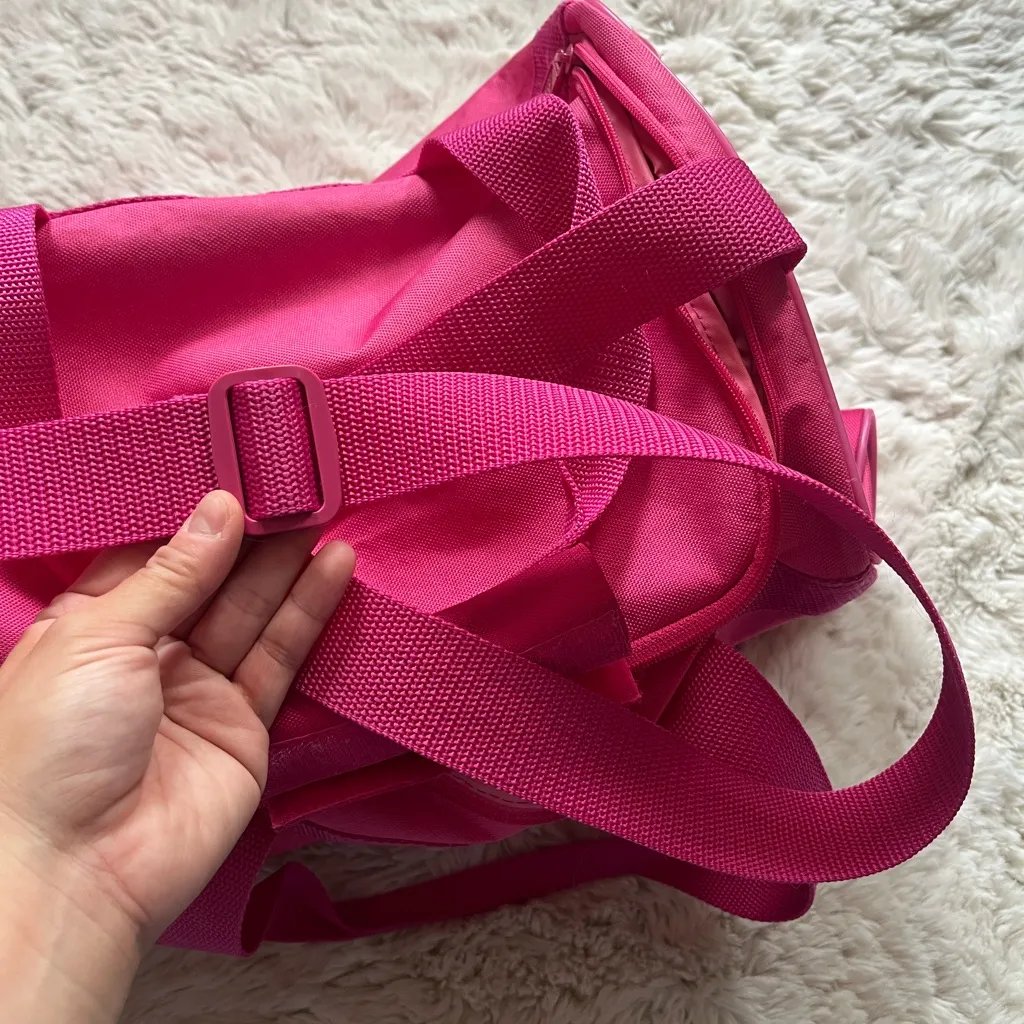 Adidas pink gym duffle carry on bag - Image 10