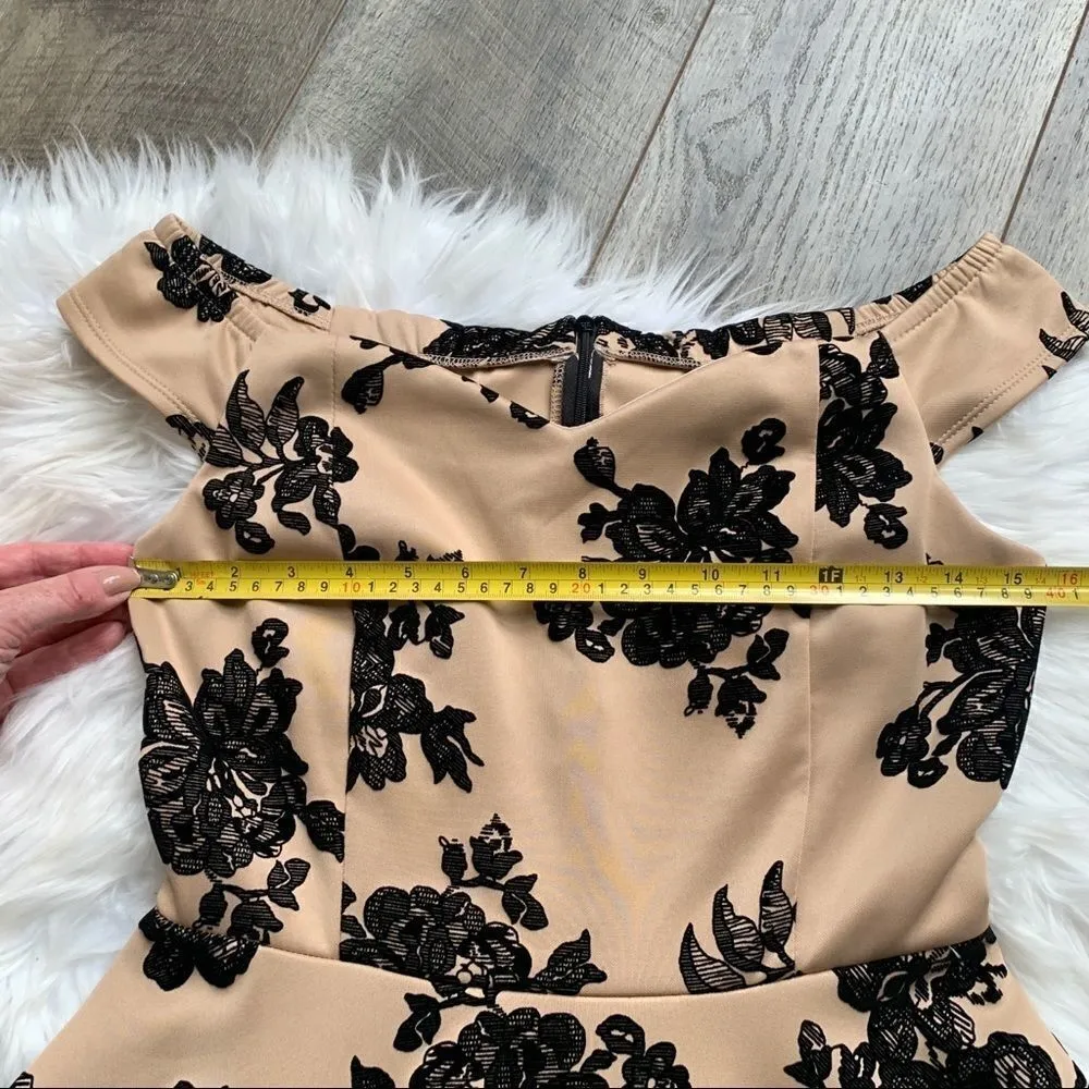 FE Forever Nude and Black Velvet Floral Dress NWT Tan Size M - Image 11